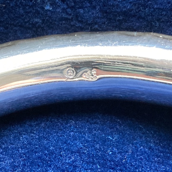 Silpada Sterling hammered round bracelet - Picture 6 of 11